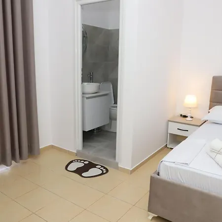 Mucolli Guest house *