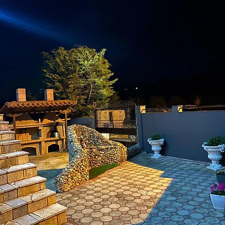 Mucolli Guest house